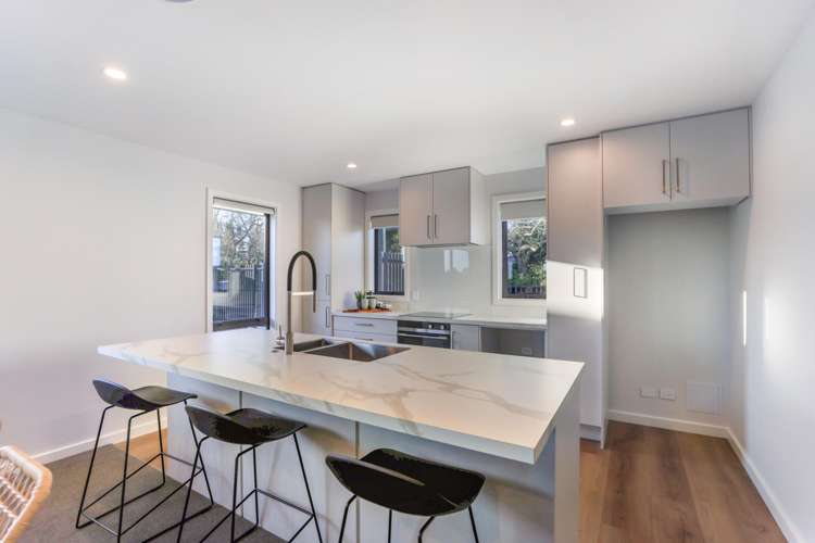 245 Racecourse Road Allenton_4