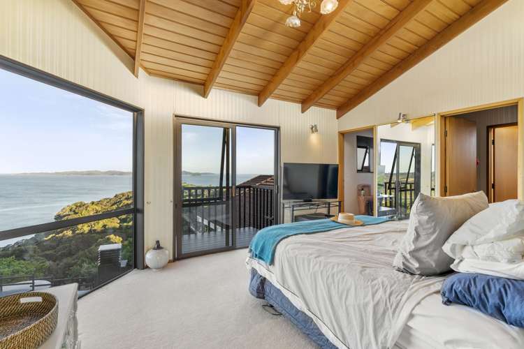 4 Kotare Place Sandspit_18