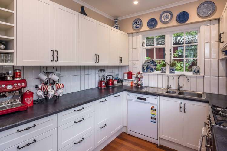 60 Simla Crescent Khandallah_8