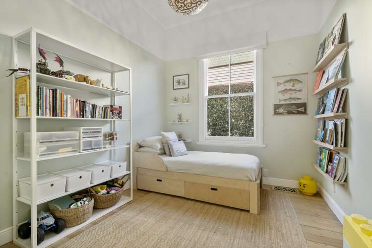 6 Summer Street Stanley Point_16