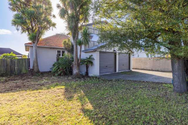 High-Density Land  769m2 - Endless Possibilities!