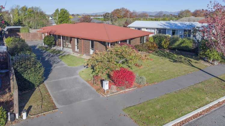30 Royleen Street_2