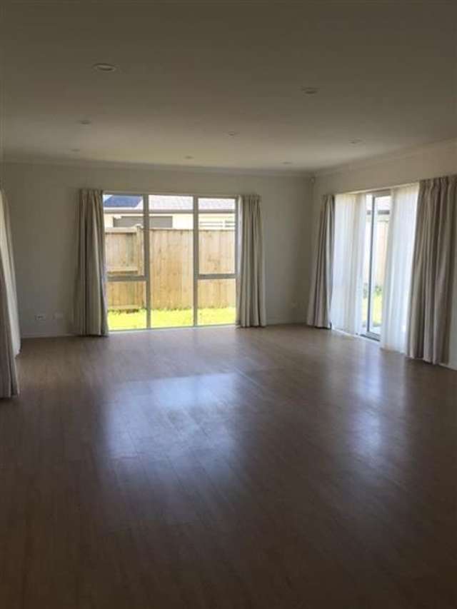 5 Lees Cove Karaka_2