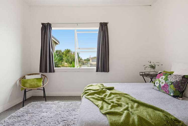 255 Lytton Road Elgin_11