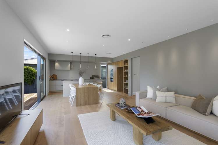 69 Tomes Road Saint Albans_12