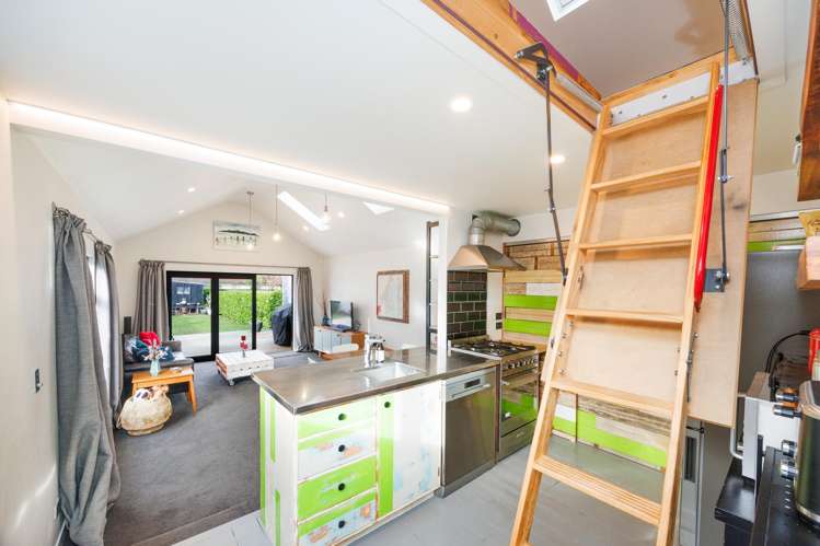 38 Joseph Street West End_13