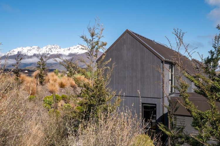 12 Elevator Lane Jacks Point_1