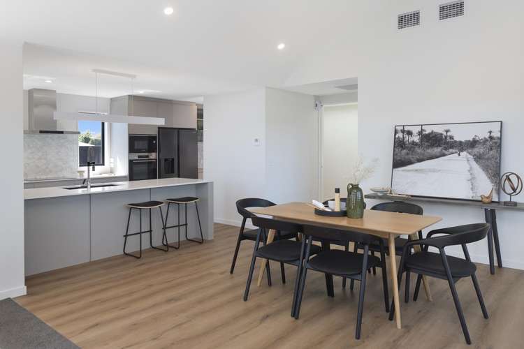 43 Candlesticks Crescent Lincoln_9