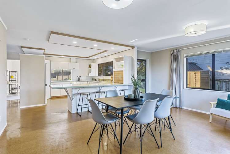 6 The Avenue Paraparaumu Beach_6