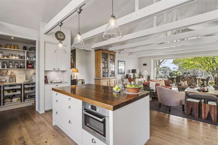 18 Beacon Road Riverhead_11