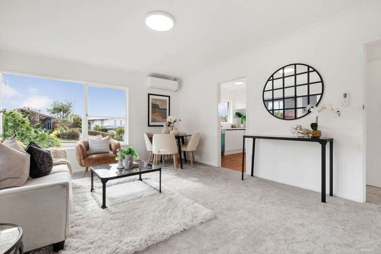 1/33 Knightsbridge Drive Forrest Hill_3