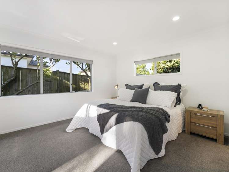 5 Chard Place Flat Bush_16