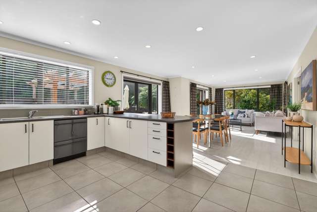 12 Meadowbank Drive Belmont_4