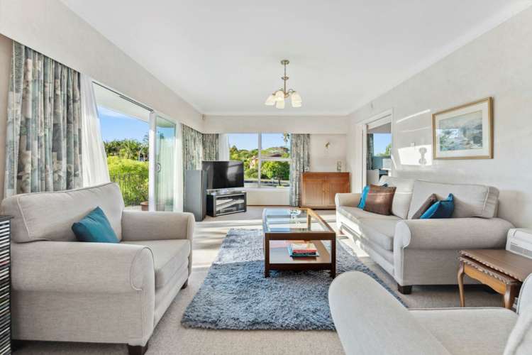 16 Imatra Place Sunnyhills_8