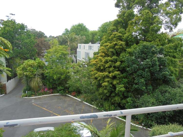 8/6 Sarsfield Street Herne Bay_10