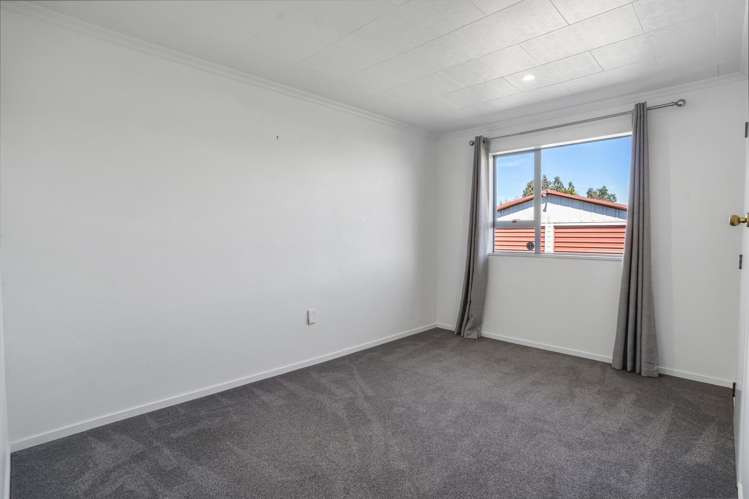 35 Dejoux Road Winton_12