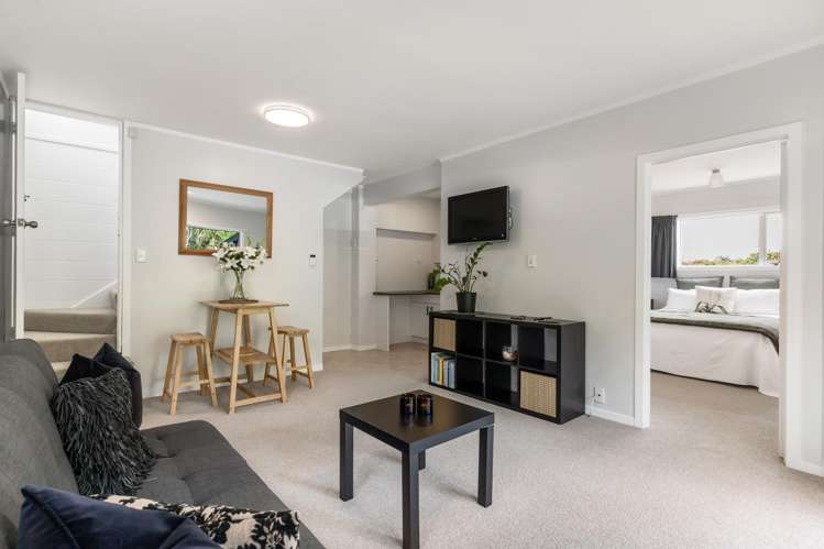 42 Lewis Street Blockhouse Bay_15