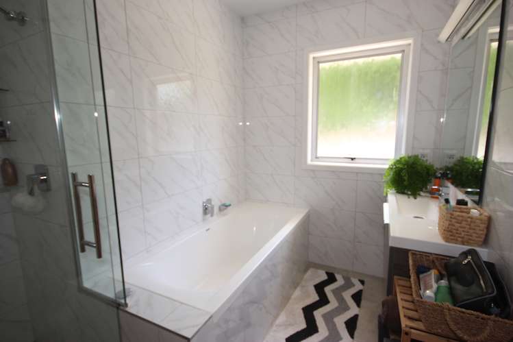 86 Russell Road Huntly_15