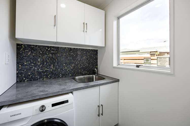 4 Robinson Crescent Tamatea_10