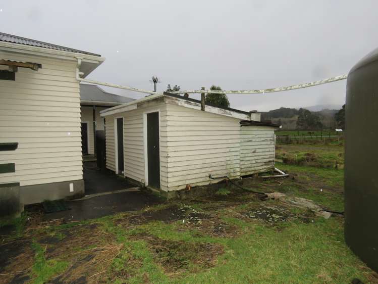 6 Boatmans Road Reefton_12