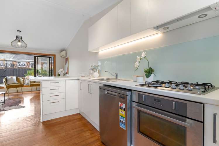 2/100 Victoria Street Onehunga_12