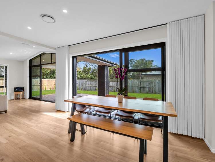 27 Coutts Way Fitzherbert_16