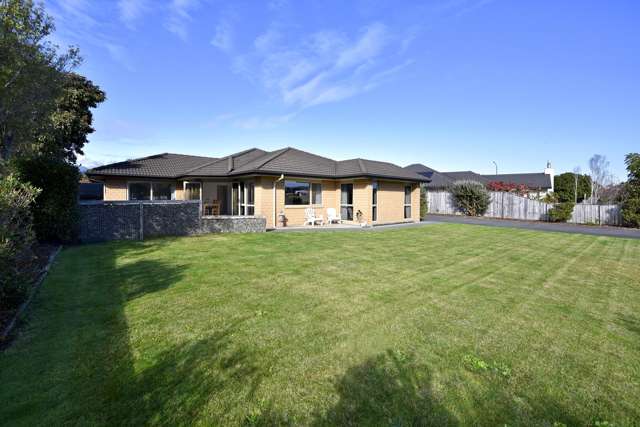Family Living in the Heart of Brightwater