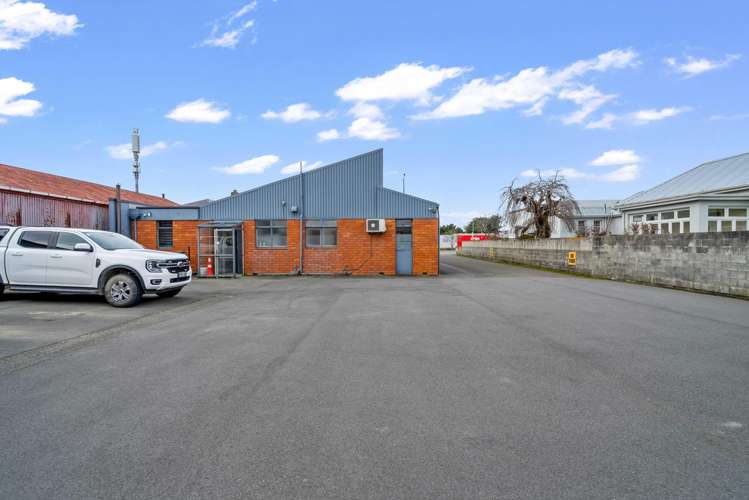 284 Great North Road Winton_21
