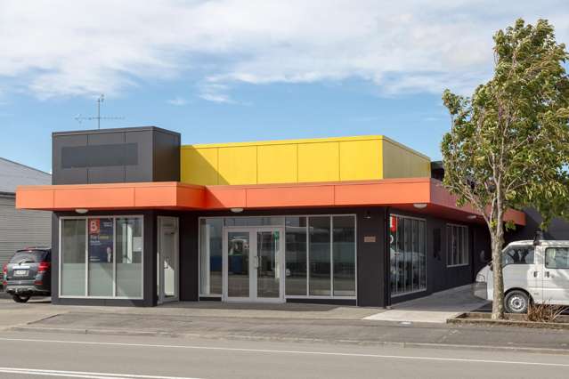 Centrally located high spec professional offices