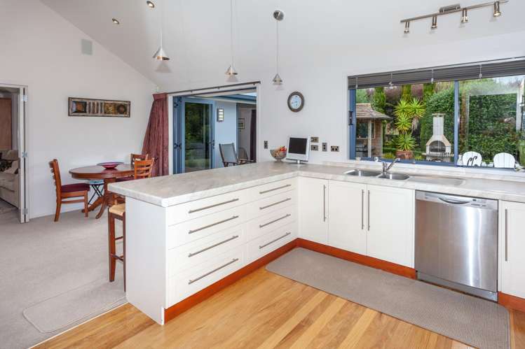 8844D Paeroa-Kopu Road_4