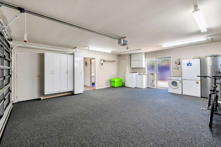 66 Kiwi Esplanade Mangere Bridge_18