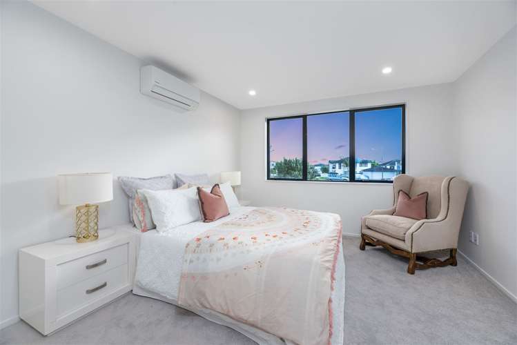 14 Matau Rise Te Atatu Peninsula_19