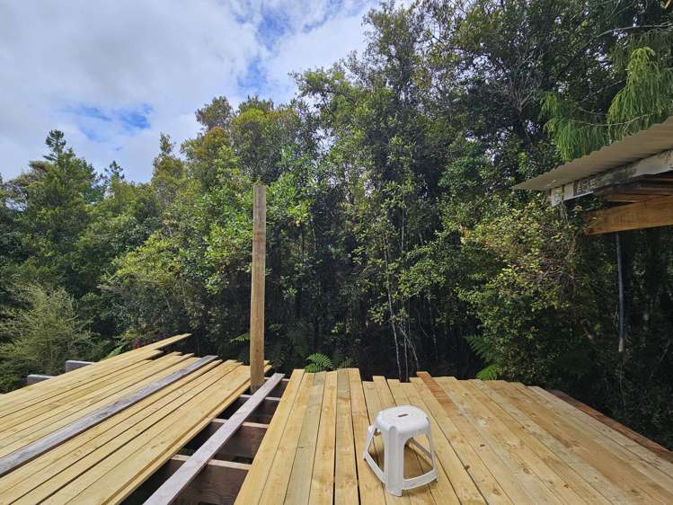 215 Clifton Road Kaiata_25