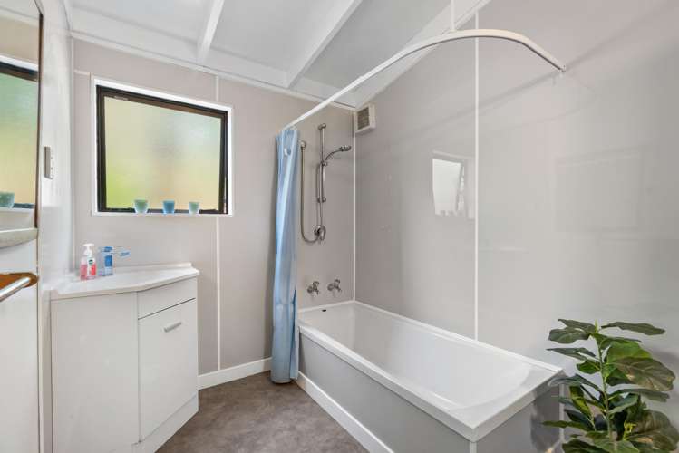 3B Waimahanga Road Onerahi_13