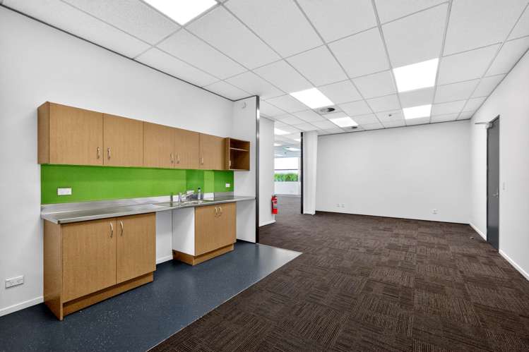 Unit E/38 Highbrook Drive East Tamaki_12