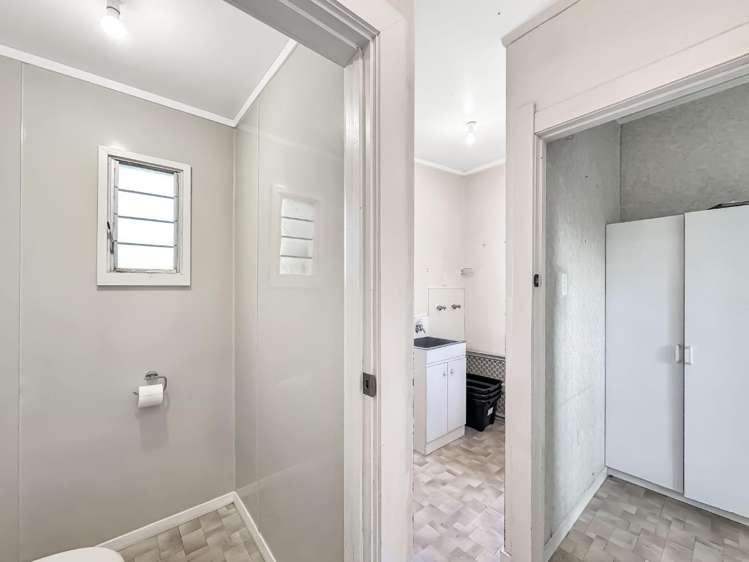 20 Marshall Avenue 1236_17
