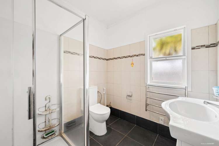 1602 Dominion Road Extension Mt Roskill_9