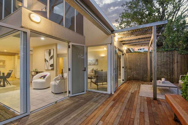 2/99 Hebron Road Waiake_4