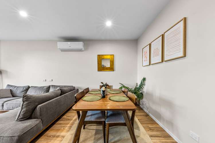 42 Glidepath Road Hobsonville_11