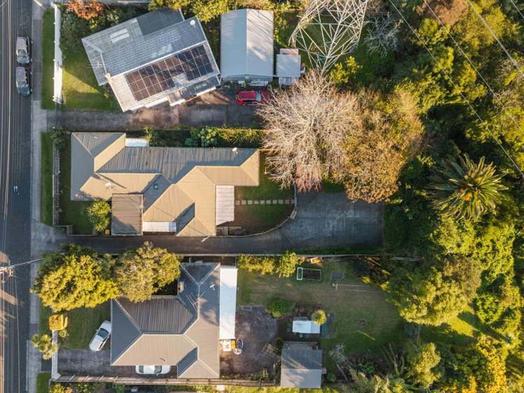 42 Cobham Crescent Kelston_32