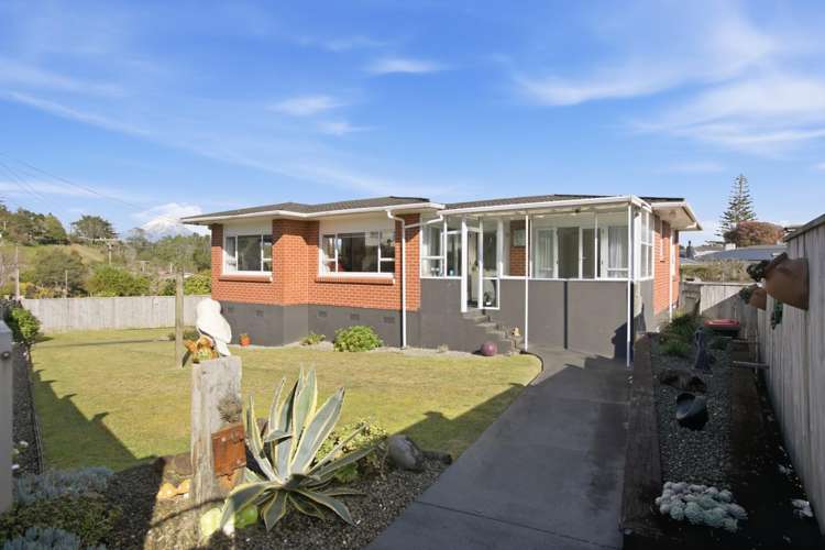 13 Durham Avenue Welbourn_22