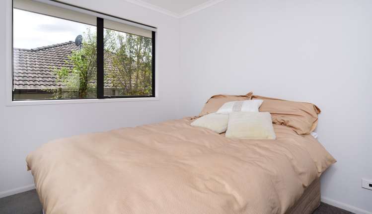 99 Alec Craig Way Gulf Harbour_17