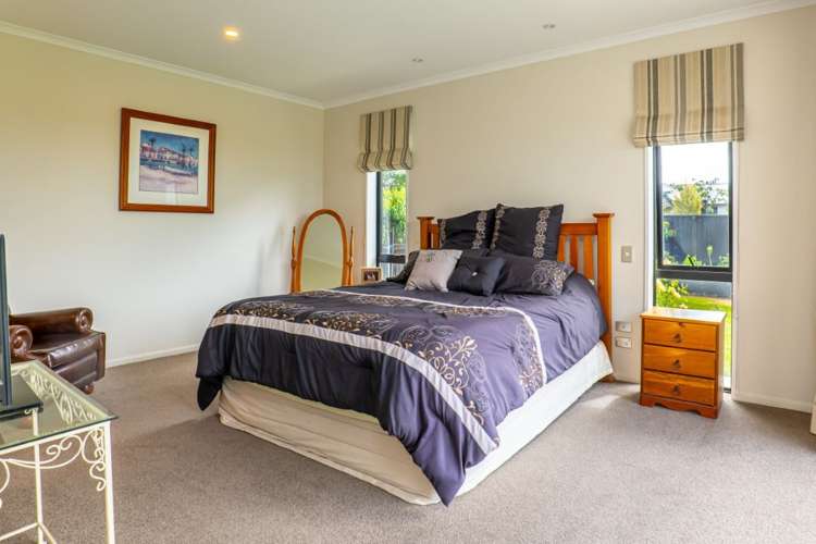 7 Coutts Lane West Melton_17