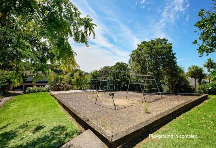 8/427 Albany Highway 10862_13