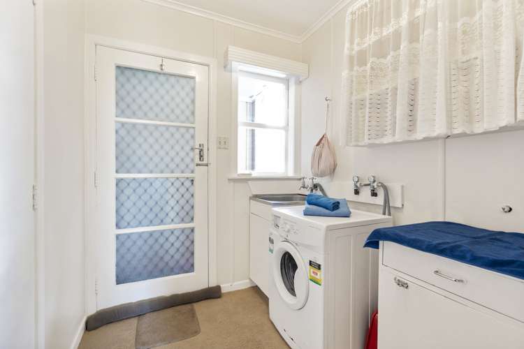 206 Te Atatu Road Te Atatu South_14