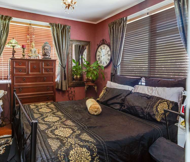 23 James Henry Crescent Huntly_9