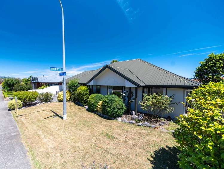 14 Tyree Drive Stoke_24