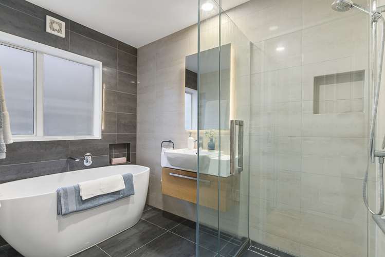 56 Hattaway Avenue Bucklands Beach_17