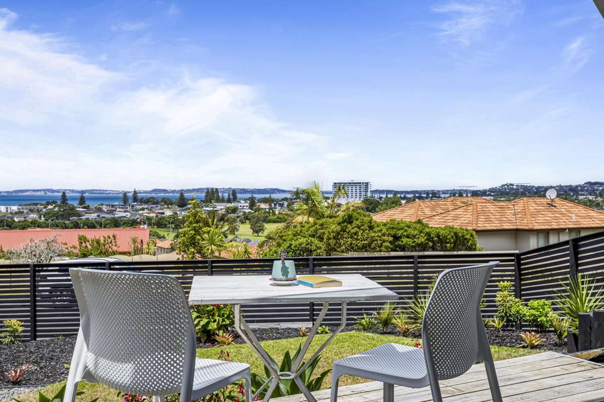 1 Orewa Heights Crescent_2