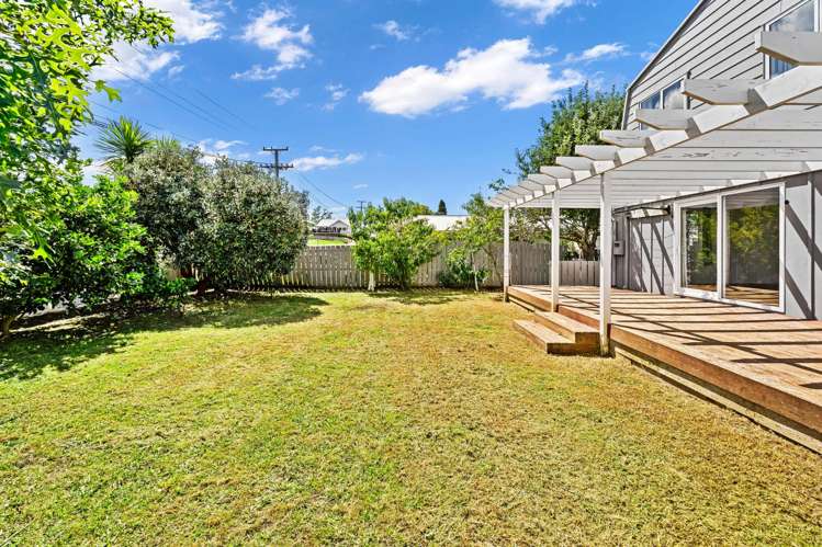 1 Rose Place Te Kamo_13